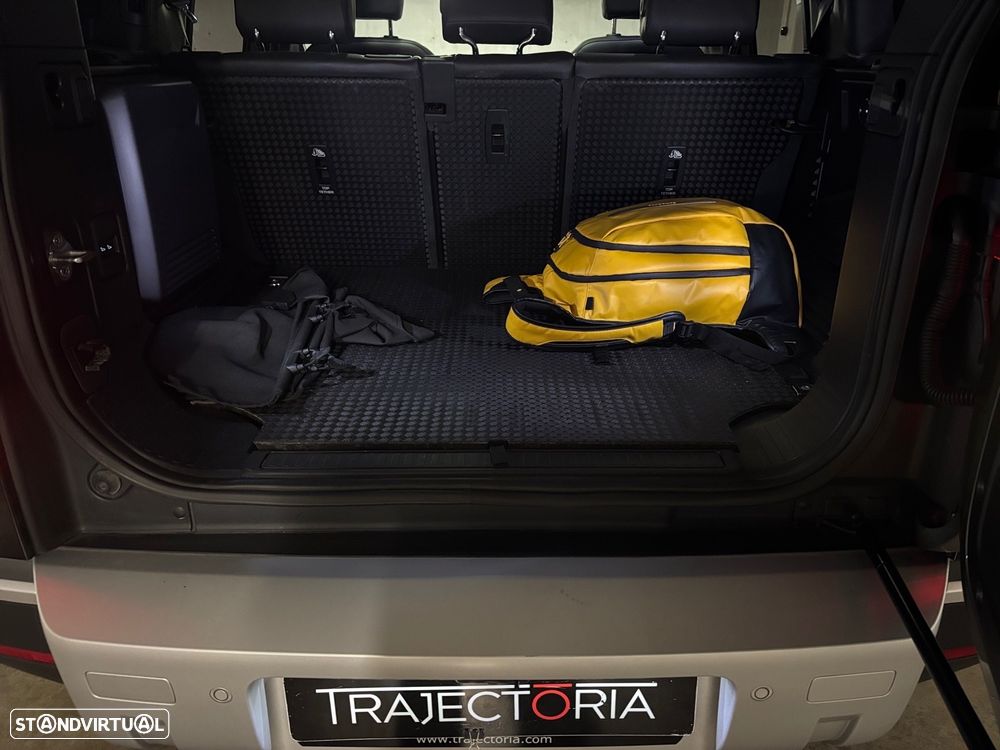 Land Rover Defender 2.0 D 110 AWD First Edition - 18