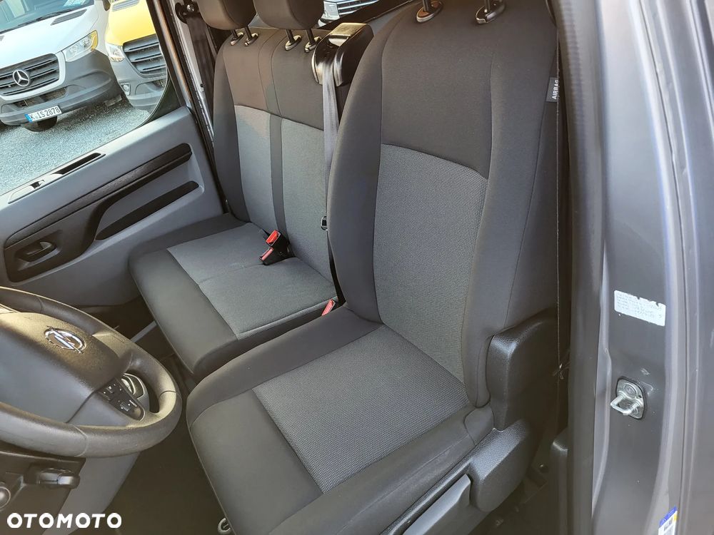 Opel Vivaro Kombi Extra Long 2,7t Enjoy - 11