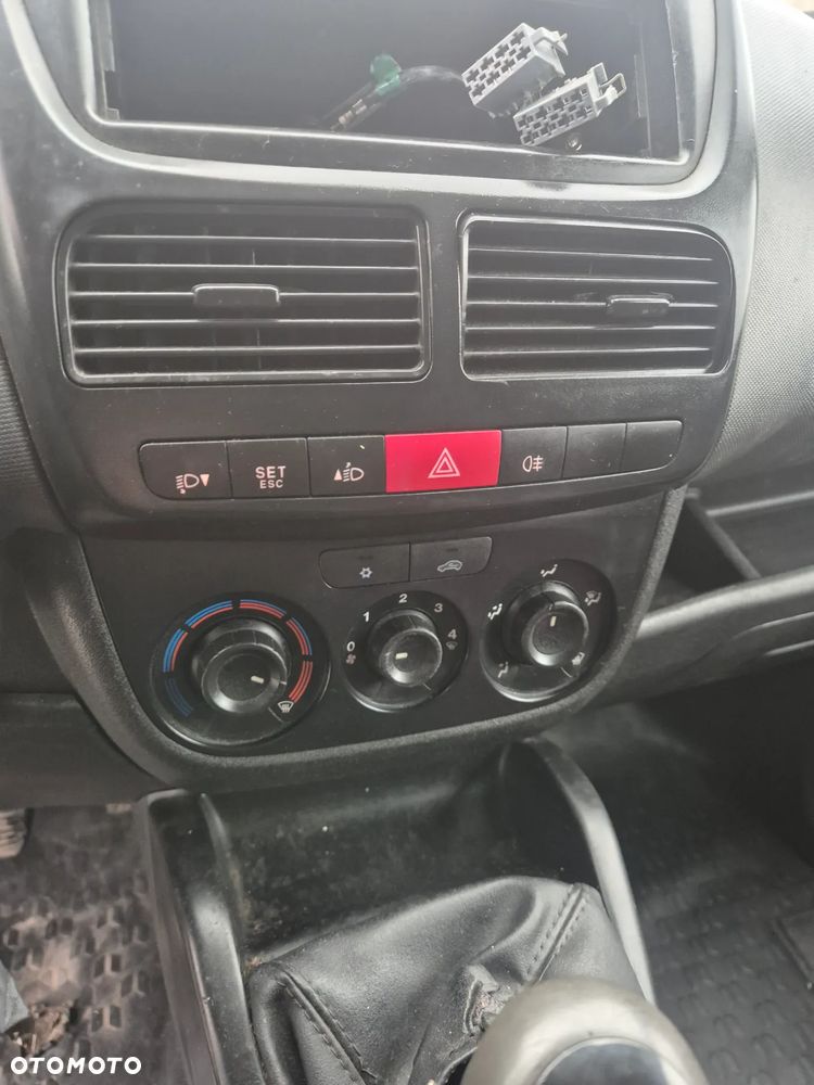 Fiat Doblo - 11