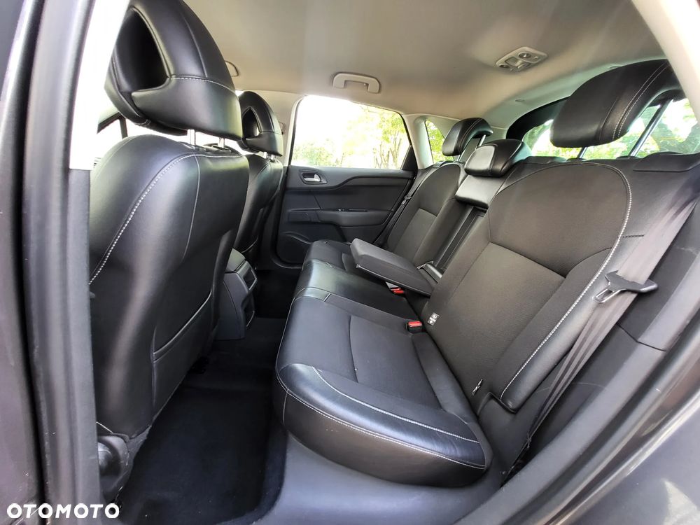 Citroën C4 1.6 BlueHDi Feel - 20