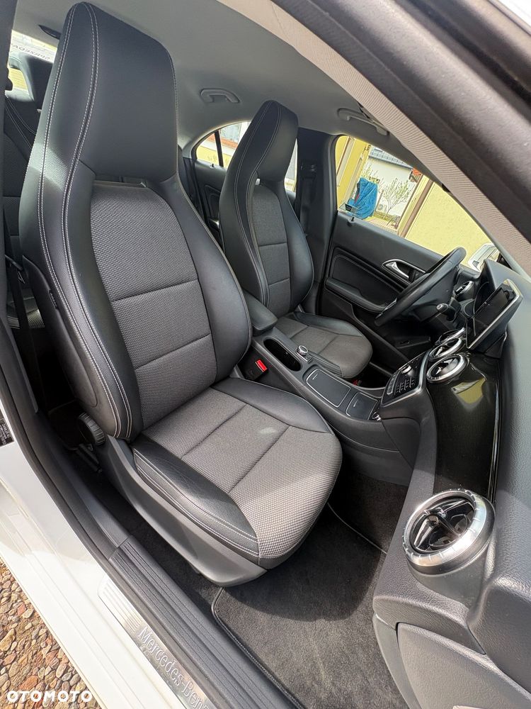 Mercedes-Benz CLA - 18