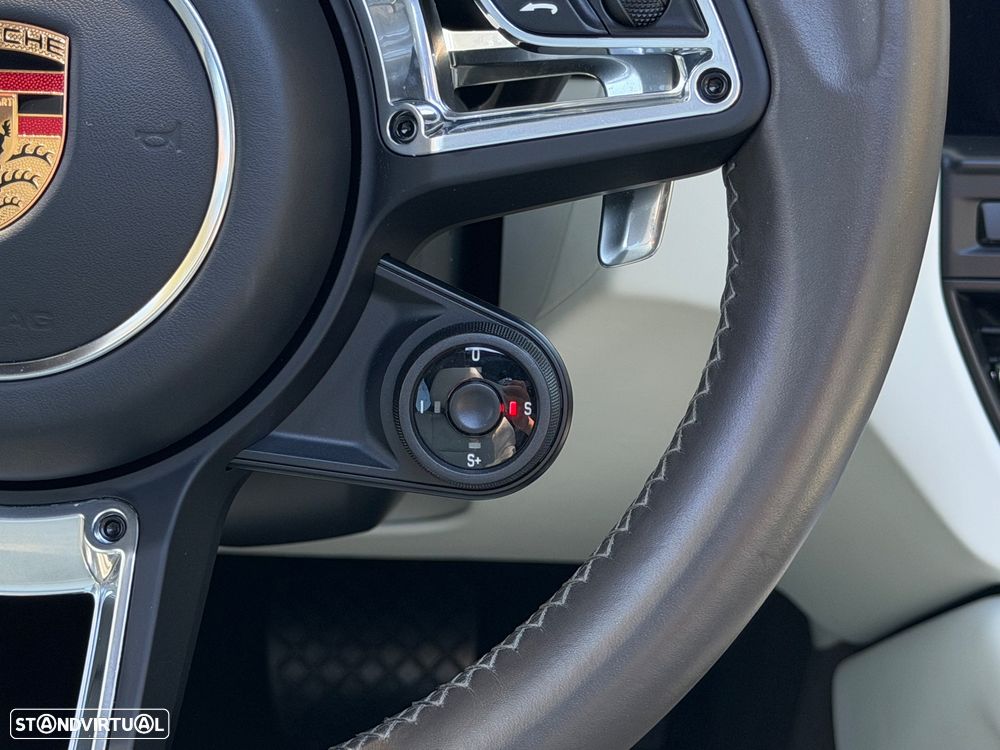 Porsche Macan S - 29