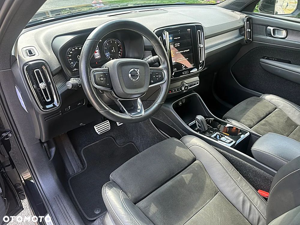 Volvo XC 40 T3 Geartronic RDesign - 10