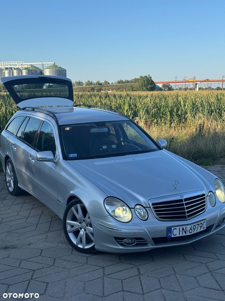 Mercedes-Benz Klasa E 320 CDI T Avantgarde - 1
