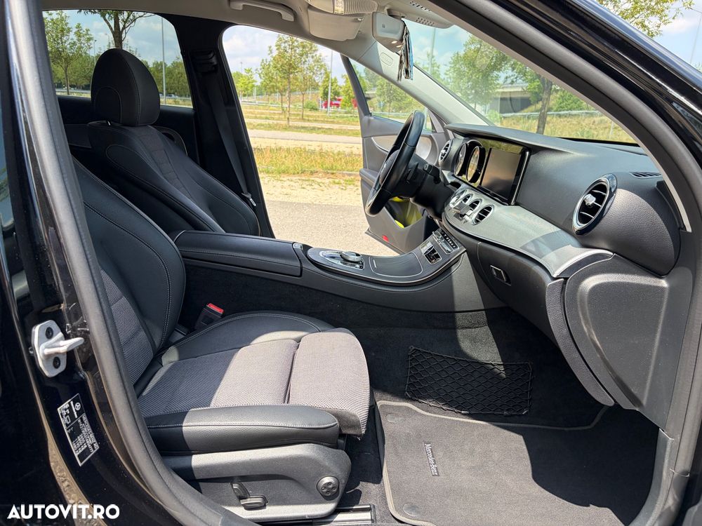 Mercedes-Benz E 300 Aut. - 23