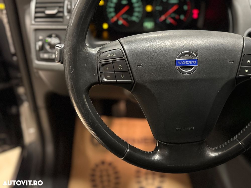 Volvo V50 2.0 D Momentum - 12