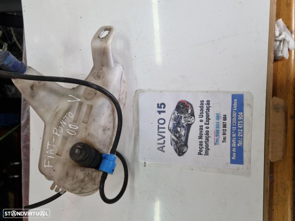 depósito do limpa vidros Fiat Punto 2001 - 1