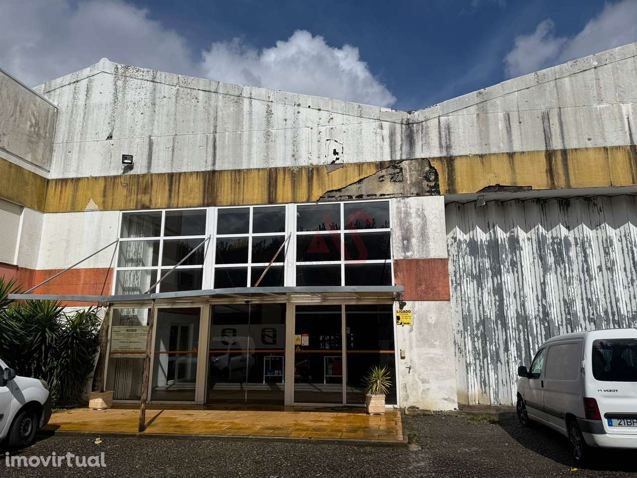 Armazém industrial com 3.000 m² em Seixas, Caminha - Grande imagem: 2/21