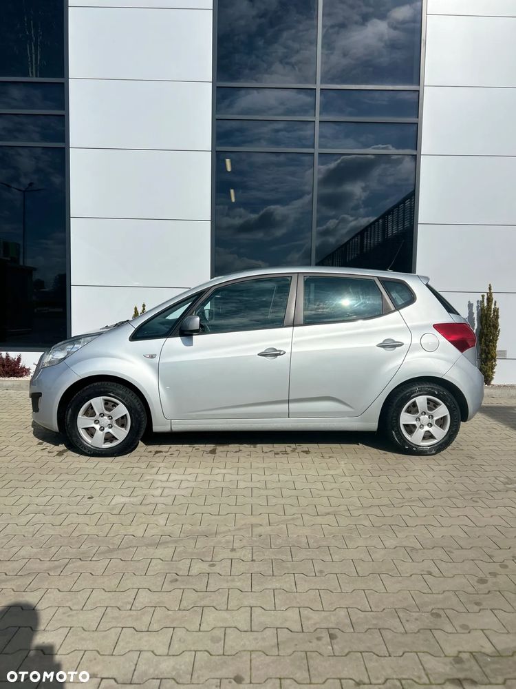 Kia Venga 1.4 CVVT Vision - 17