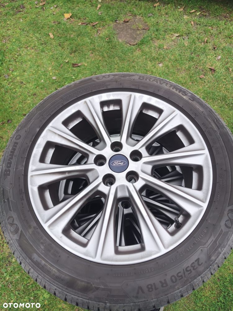 Ford Kuga 1.5 EcoBoost 4x4 Vignale - 25
