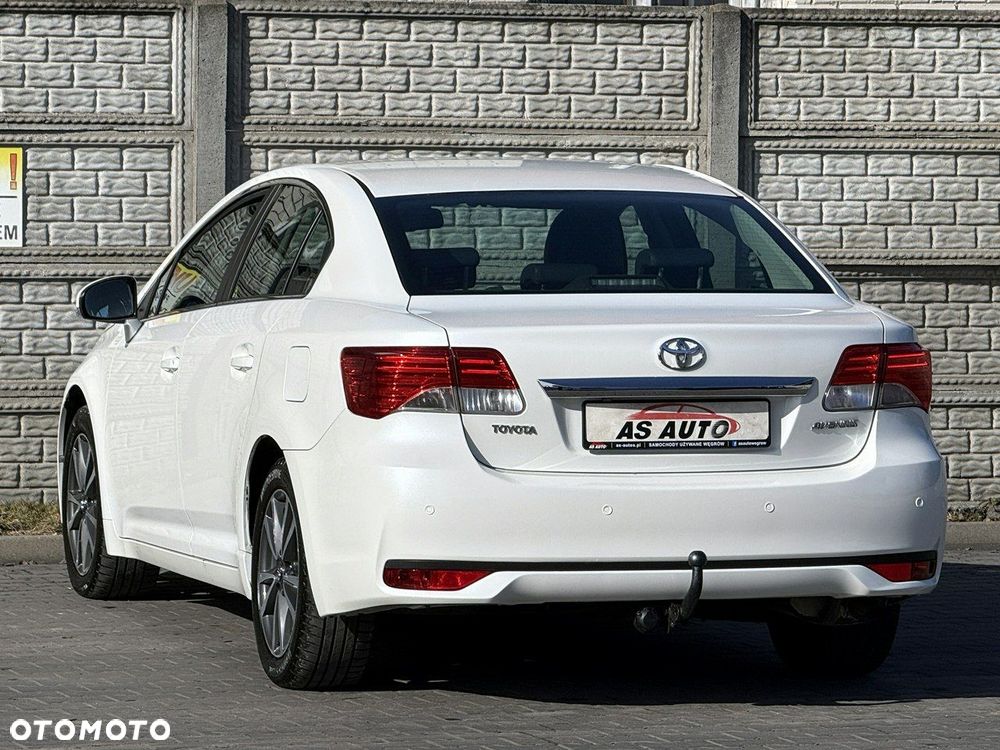 Toyota Avensis 2.0 Premium MS - 4