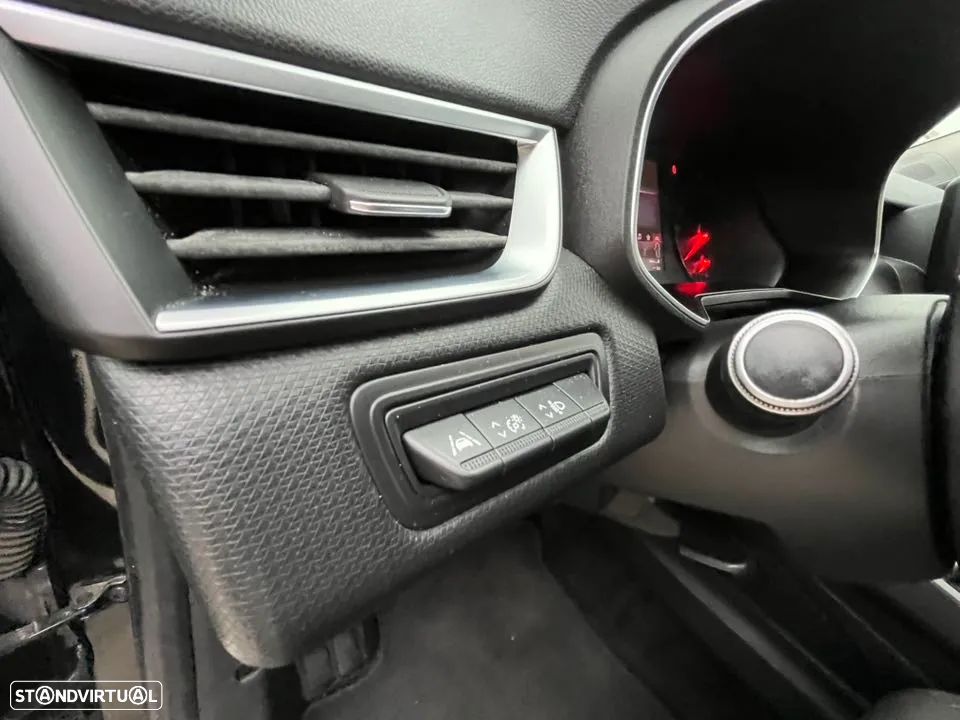 Renault Clio 1.0 TCe Intens - 11