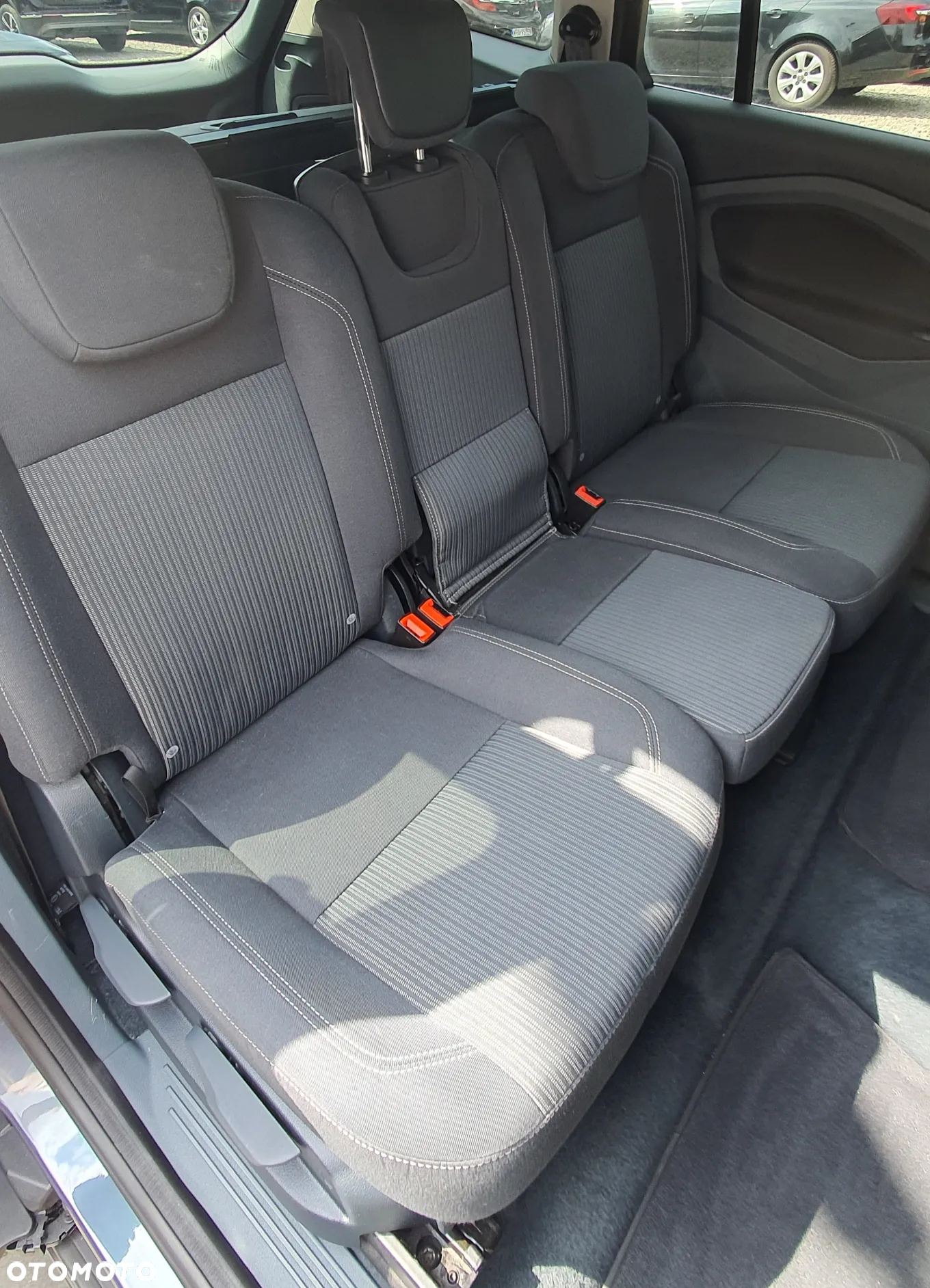 Ford C-MAX 1.6 TDCi Titanium - 24