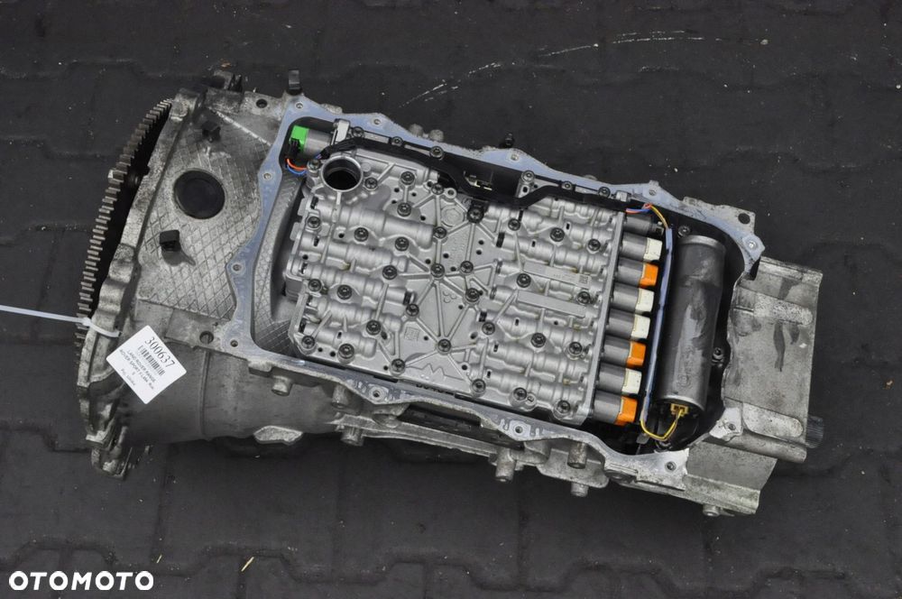 RANGE ROVER SPORT II L494 3.0 SDV6 SKRZYNIA 8HP-70 - 2