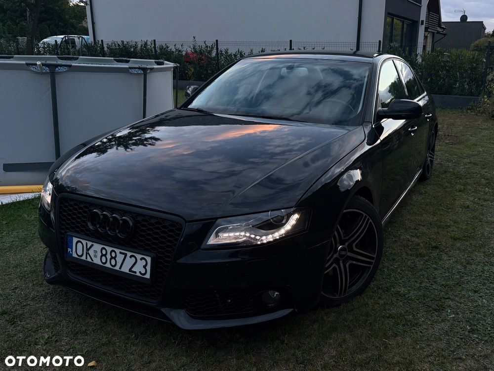 Audi A4 Limousine - 1