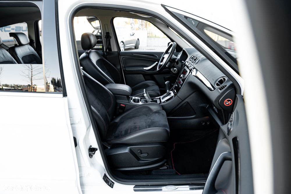 Ford S-Max 2.0 EcoBoost Titanium - 23