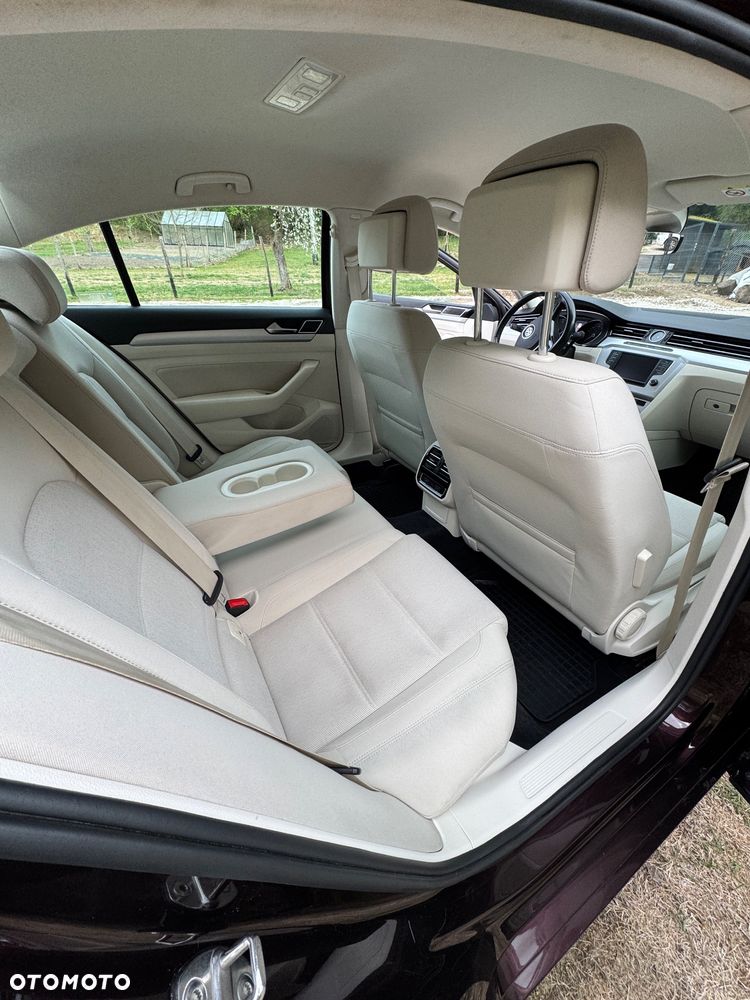 Volkswagen Passat 2.0 TDI BMT Comfortline - 4