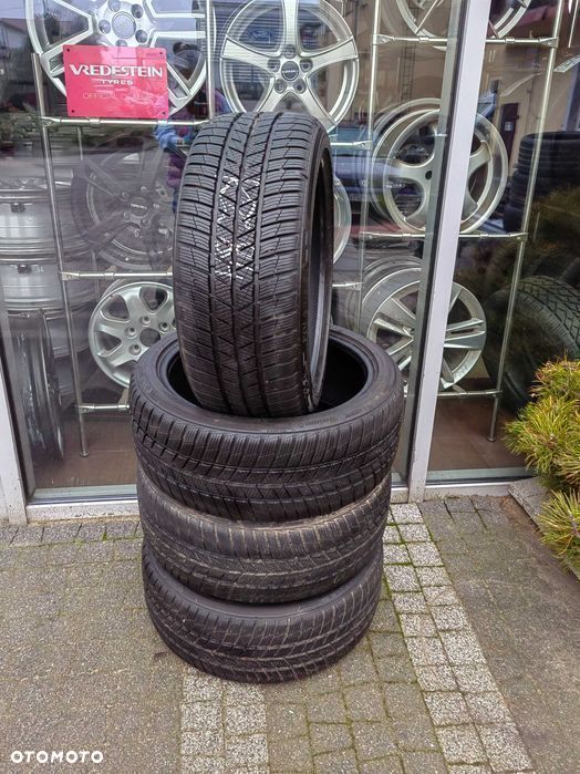 225/40r18 92V Barum Polaris 5 komplet zima KZ84 2022 rok
