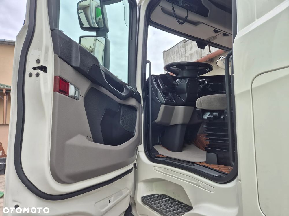Scania R450 bardzo bogata RETARDER nowe sprzęgło Salon PL 1250l ZBIORNIKI STANDARD - 37