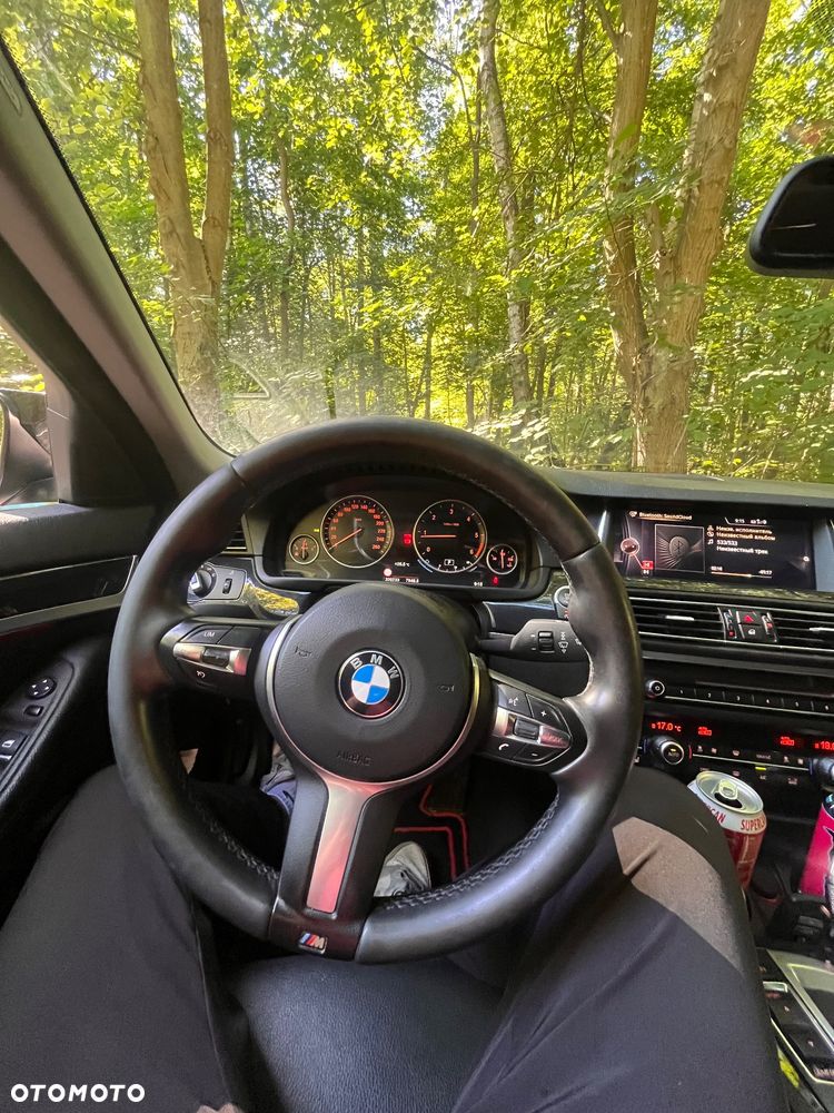 BMW Seria 5 520d - 14
