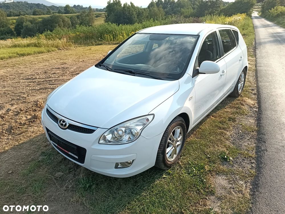 Hyundai i30 2.0 Premium - 21