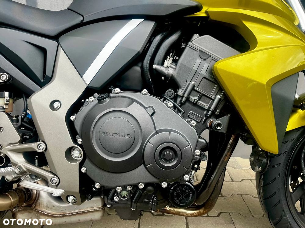 Honda CB - 16
