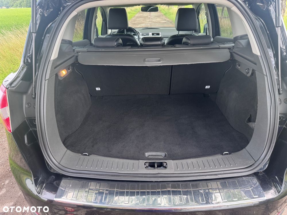 Ford Kuga - 24