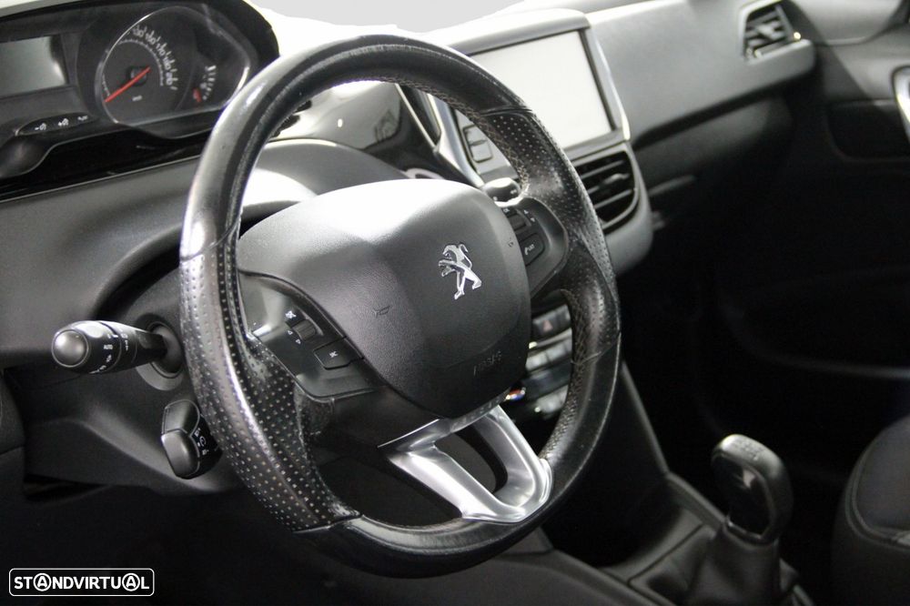 Peugeot 208 1.6 e-HDi Active - 8