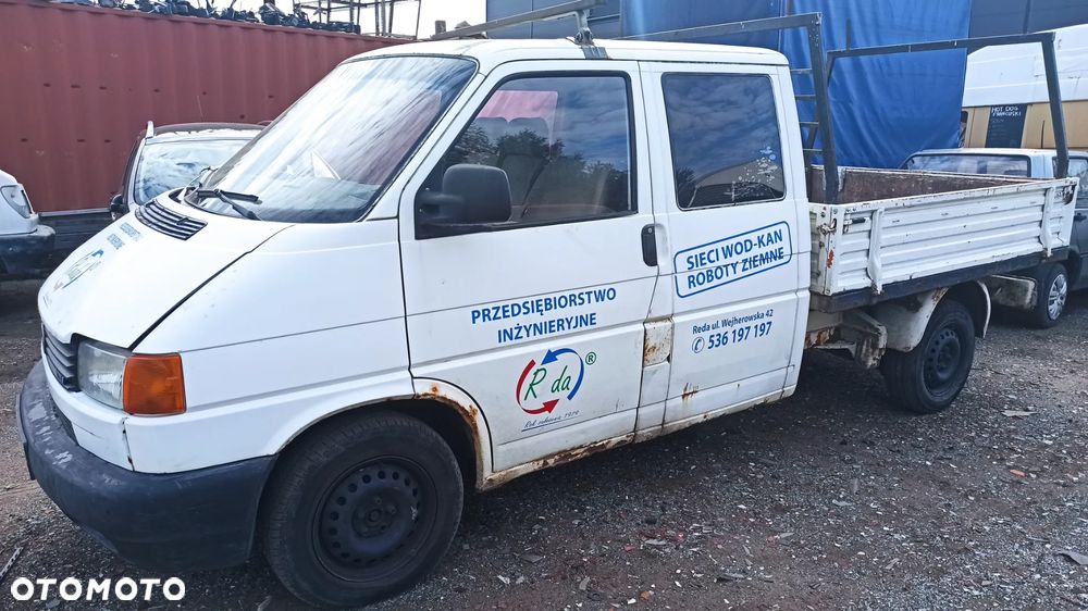 VOLKSWAGEN TRANSPORTER T4 DOKA - 1
