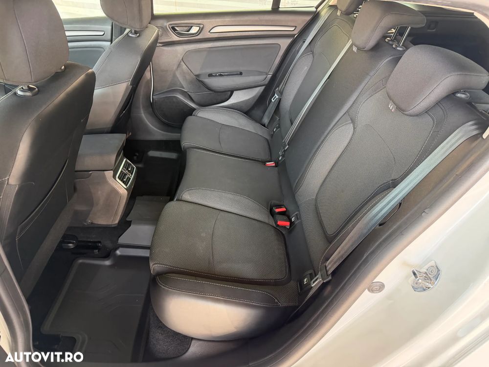 Renault Megane TCe 140 GPF BUSINESS EDITION - 37