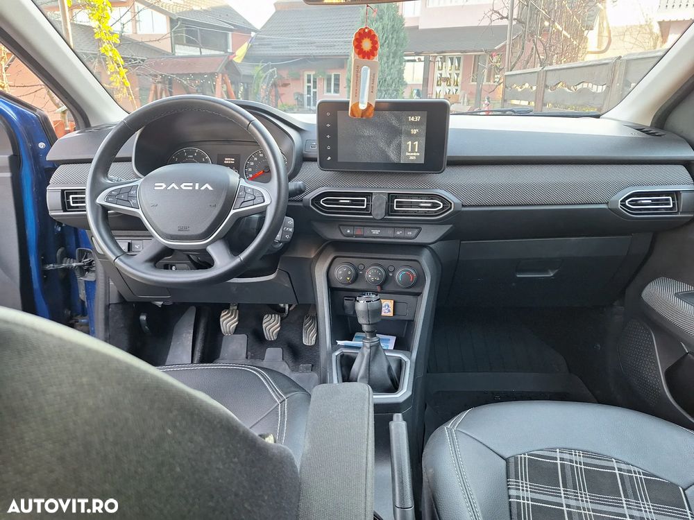 Dacia Logan TCe 90 MT6 Expression - 6