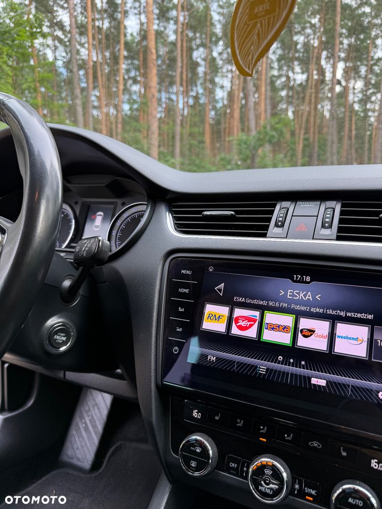 Skoda Octavia 1.6 TDI DSG Premium Edition - 24