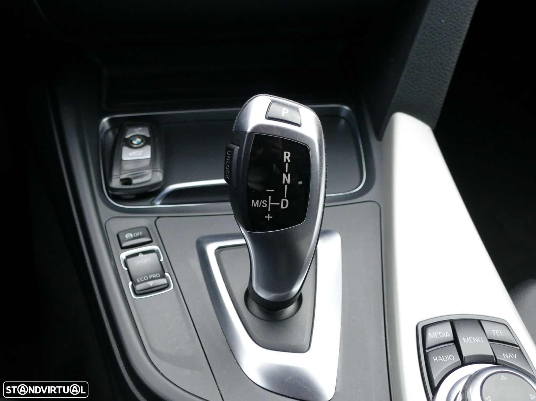 BMW 318 d Touring Aut. Modern Line - 17