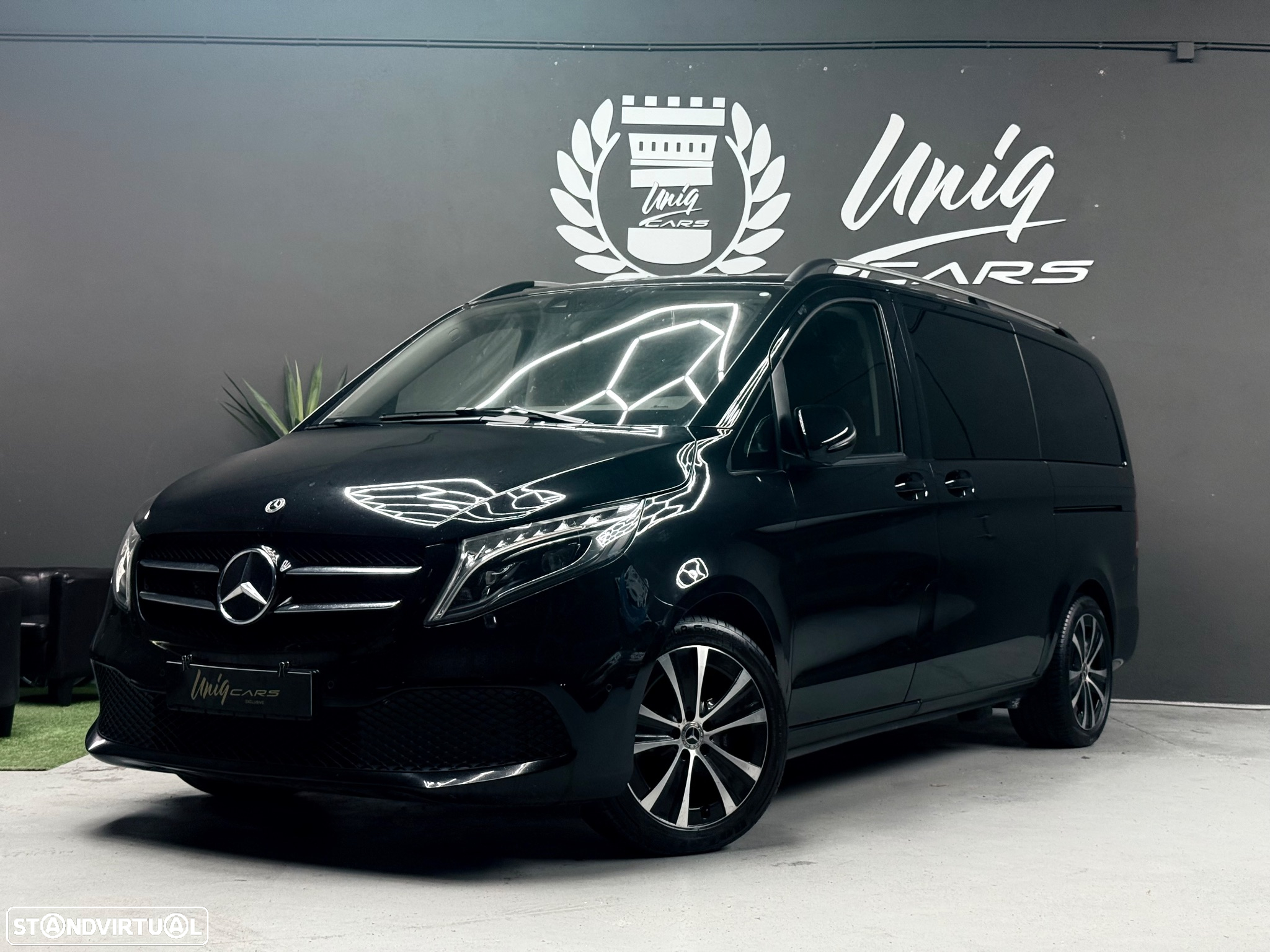Mercedes-Benz V 300 d Longo Avantgarde - 7