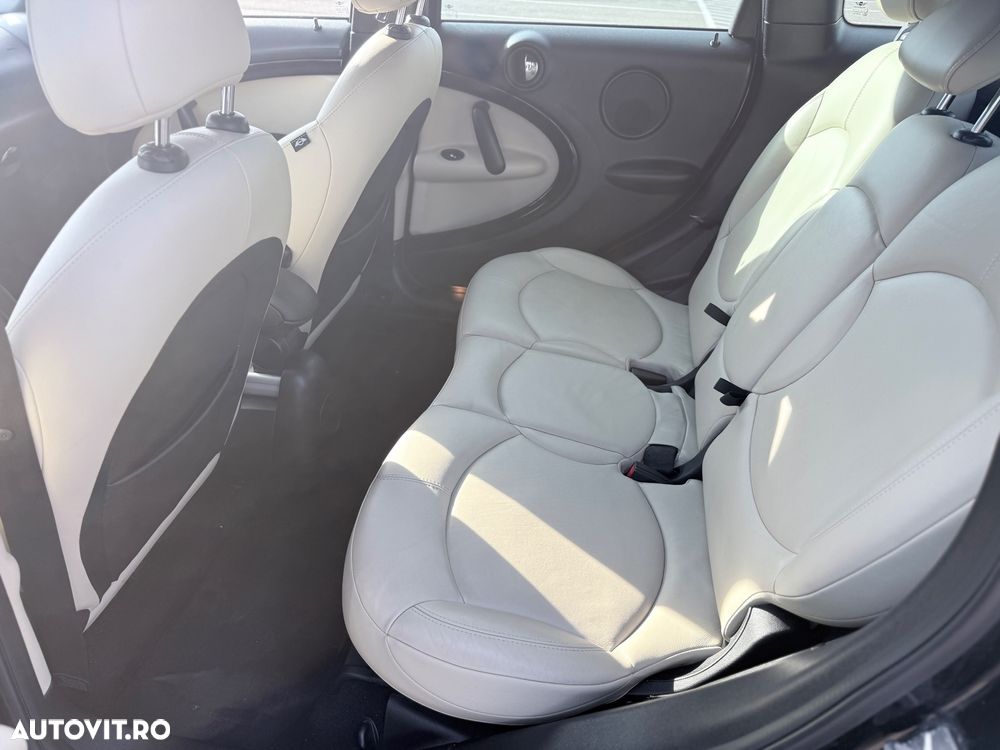 Mini Countryman Cooper D ALL4 - 12