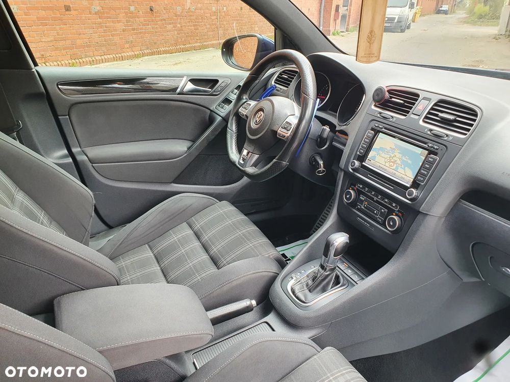 Volkswagen Golf 2.0 TDI DPF DSG GTD - 10