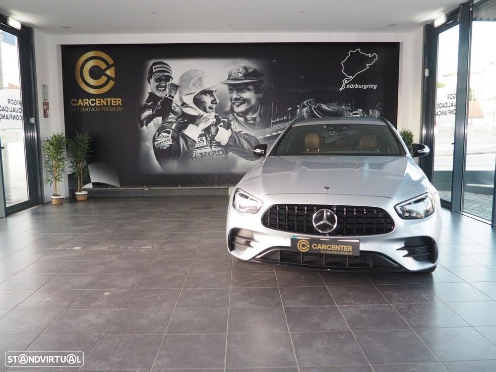 Mercedes-Benz E 300 de AMG Line - 1