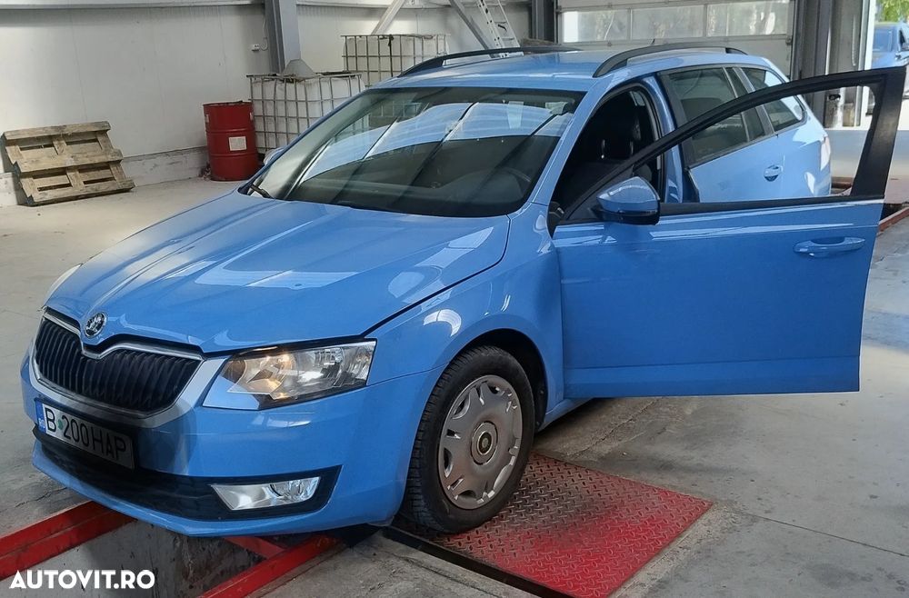 Skoda Octavia 2.0 TDI Ambition - 4
