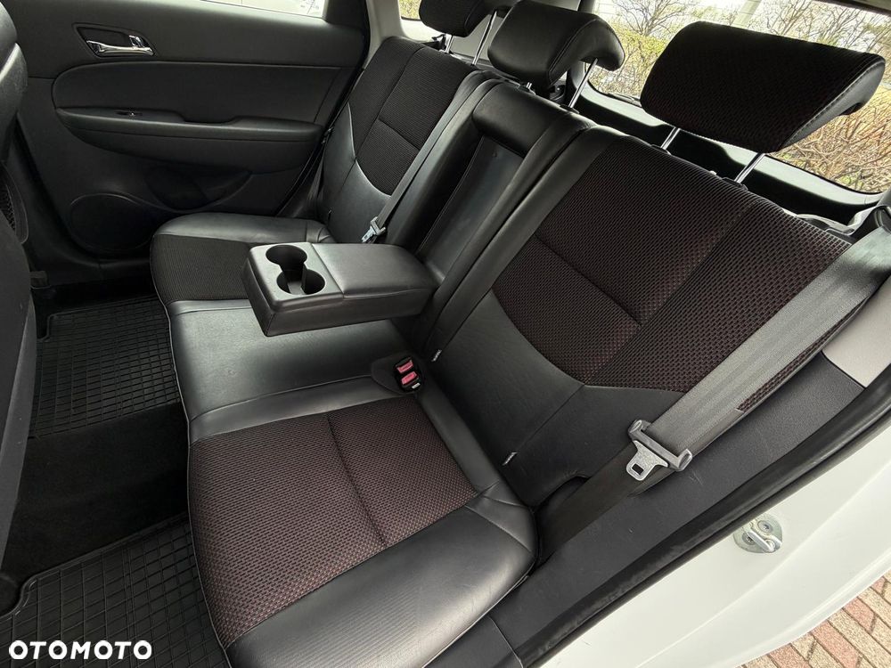 Hyundai i30 i30cw 1.6 CRDi Edition Plus - 13