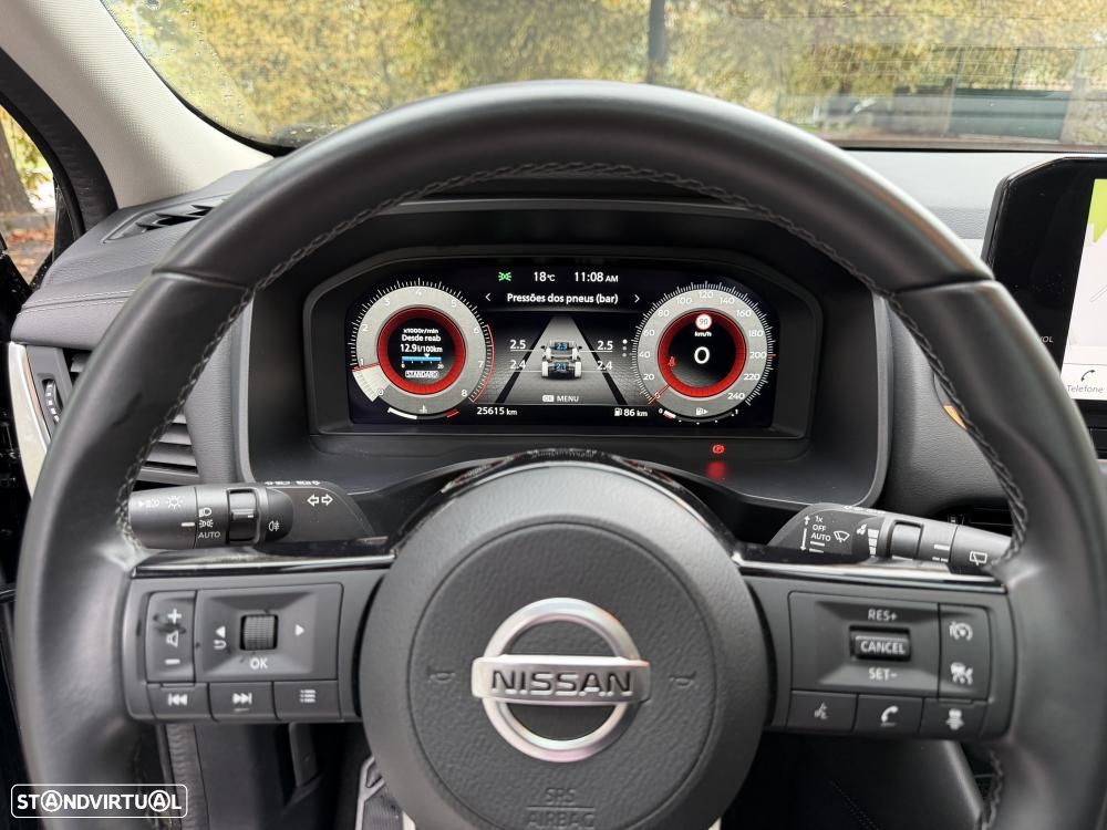 Nissan Qashqai 1.3 DIG-T N-Connecta J18 - 19