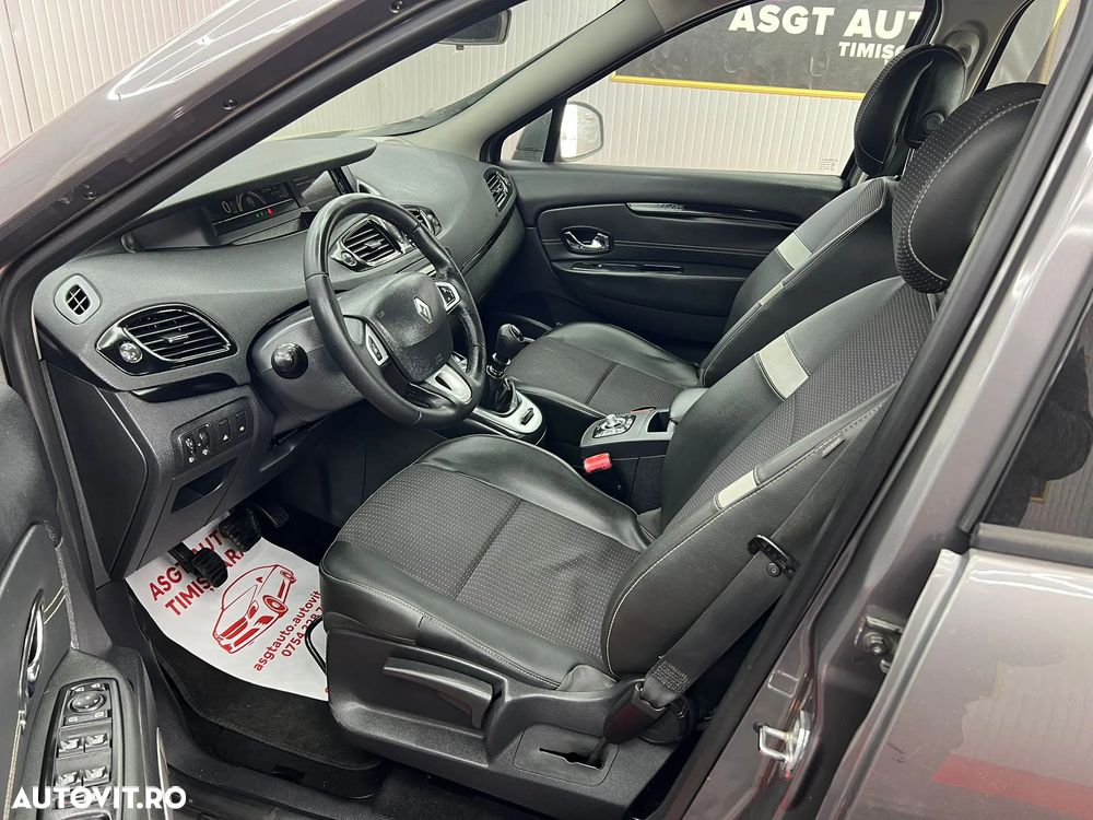 Renault Scenic - 11