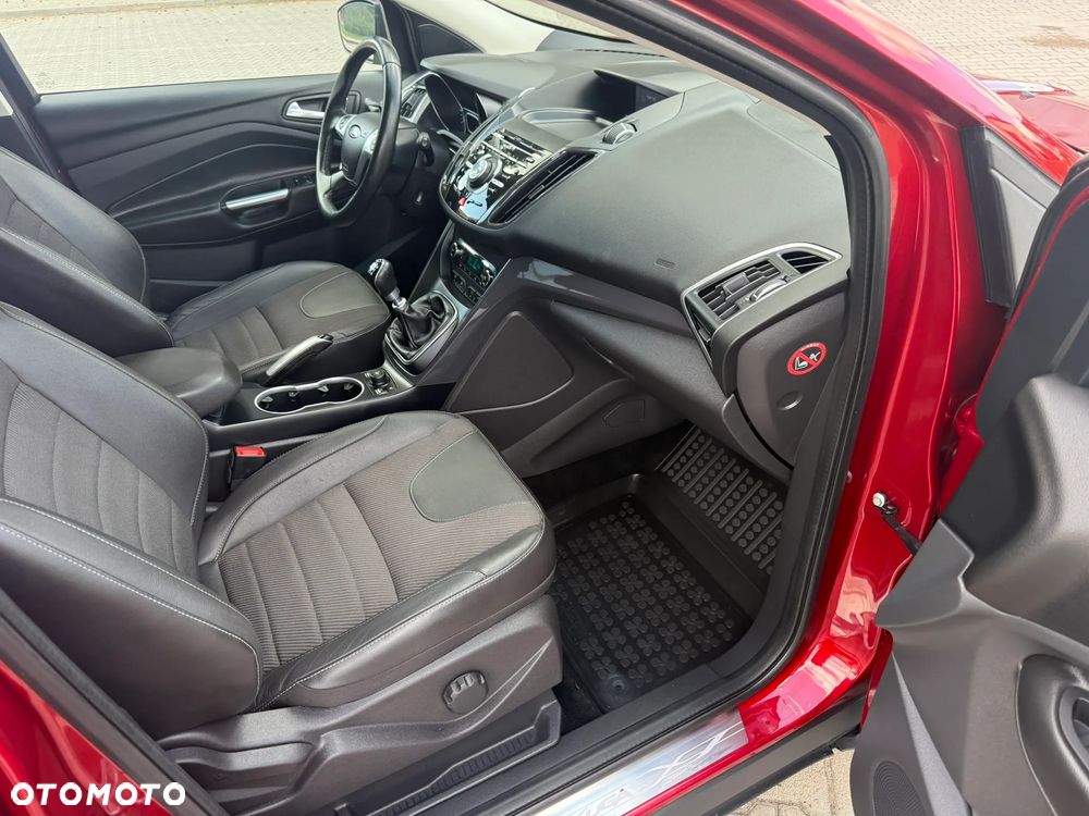 Ford Kuga 2.0 TDCi 4WD Titanium Plus - 33
