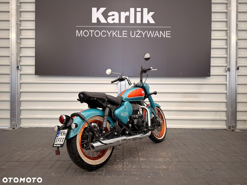 Royal Enfield Classic - 3