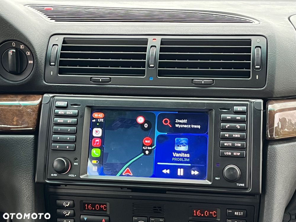 BMW Seria 7 - 34