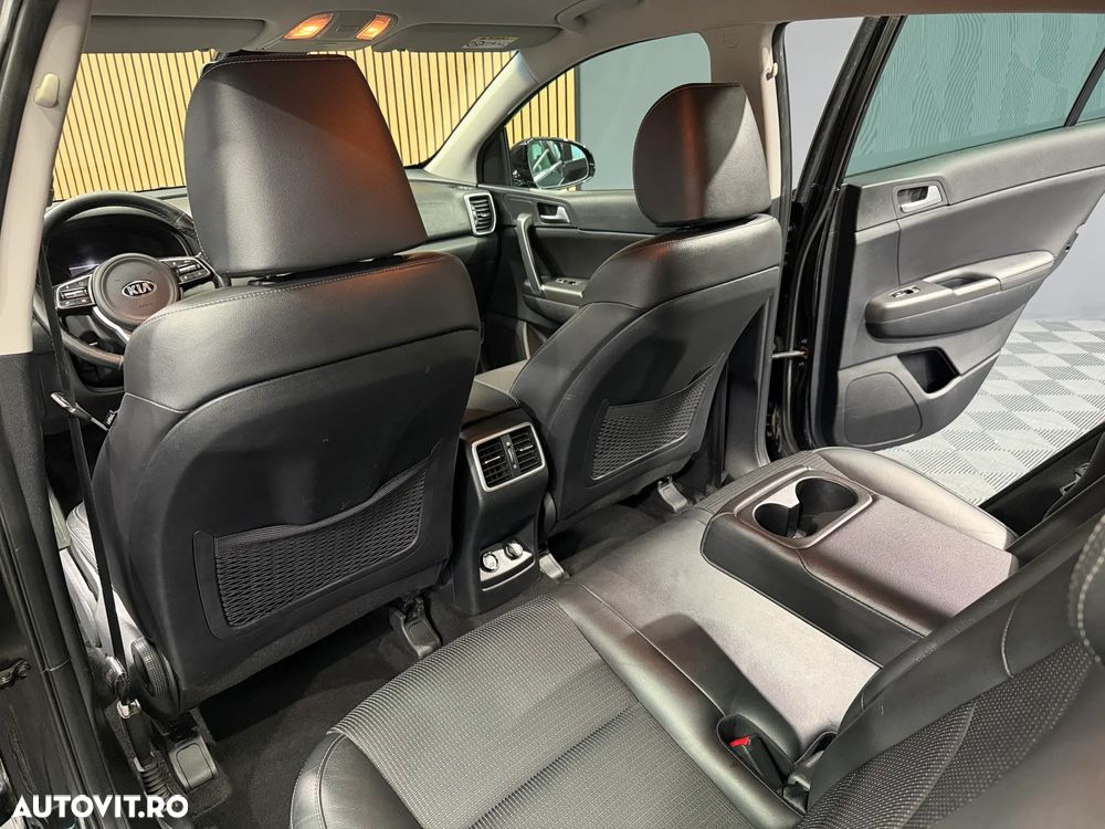 Kia Sportage 1.6 CRDI AWD DCT SPIRIT - 10
