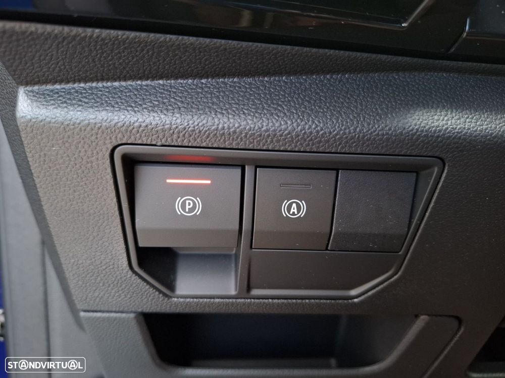 Renault Austral 1.2 E-Tech Iconic Espirit - 19