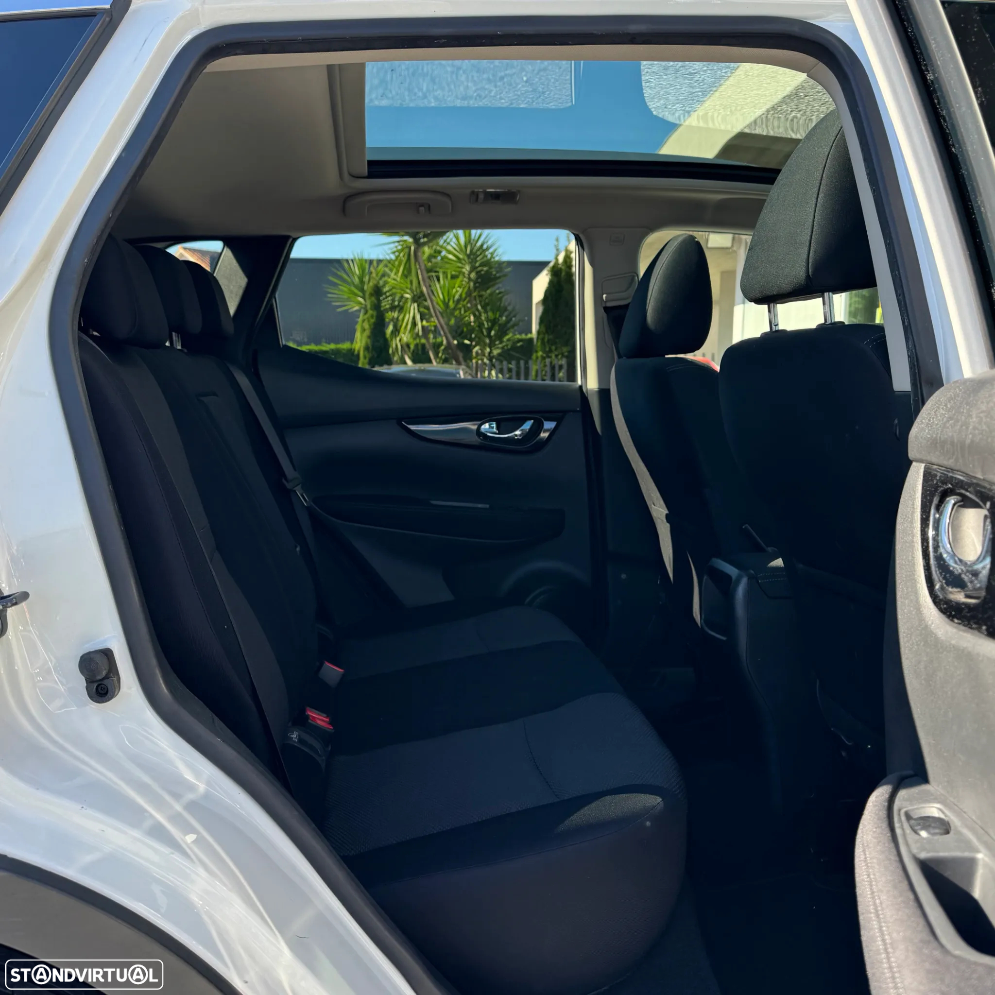Nissan Qashqai 1.5 dCi Tekna - 17