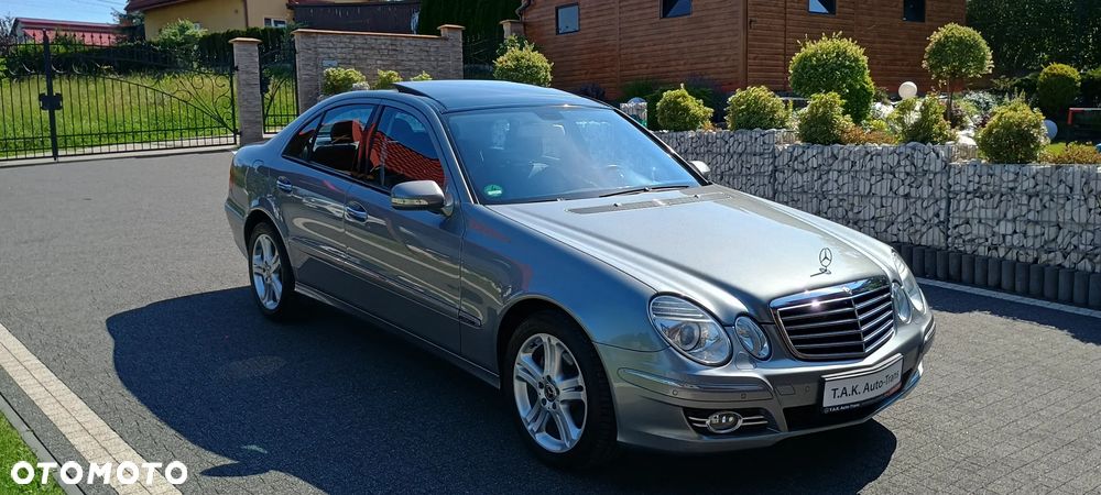 Mercedes-Benz Klasa E 300 BLUETEC Avantgarde - 4