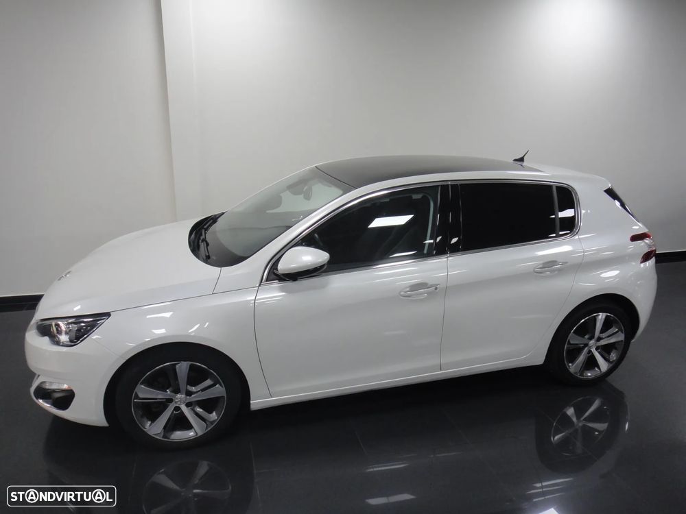Peugeot 308 1.2 PureTech Allure EAT6 - 7