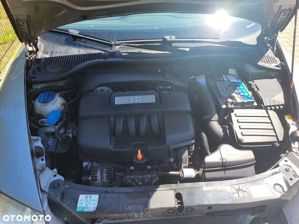 Skoda Octavia 1.6 Tour - 8
